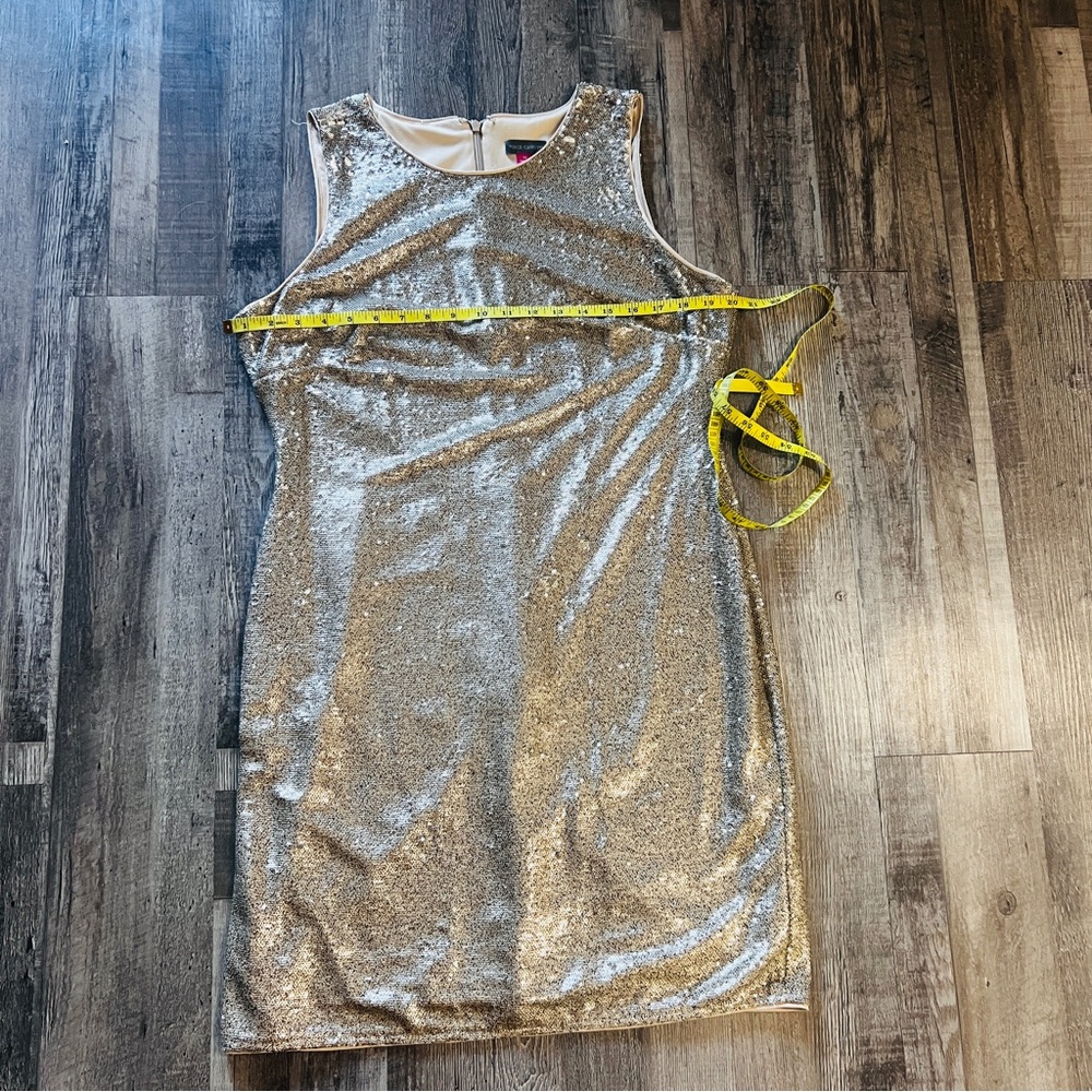 Vince Camuto SEQUIN SHIFT SHIMMER GOLD DRESS SIZE 14 NWT - Picture 5 of 6